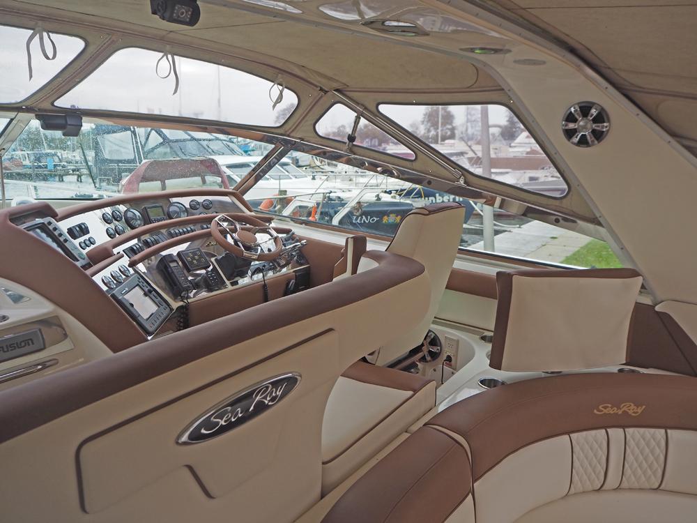 Stuurhuis, Accommodatie